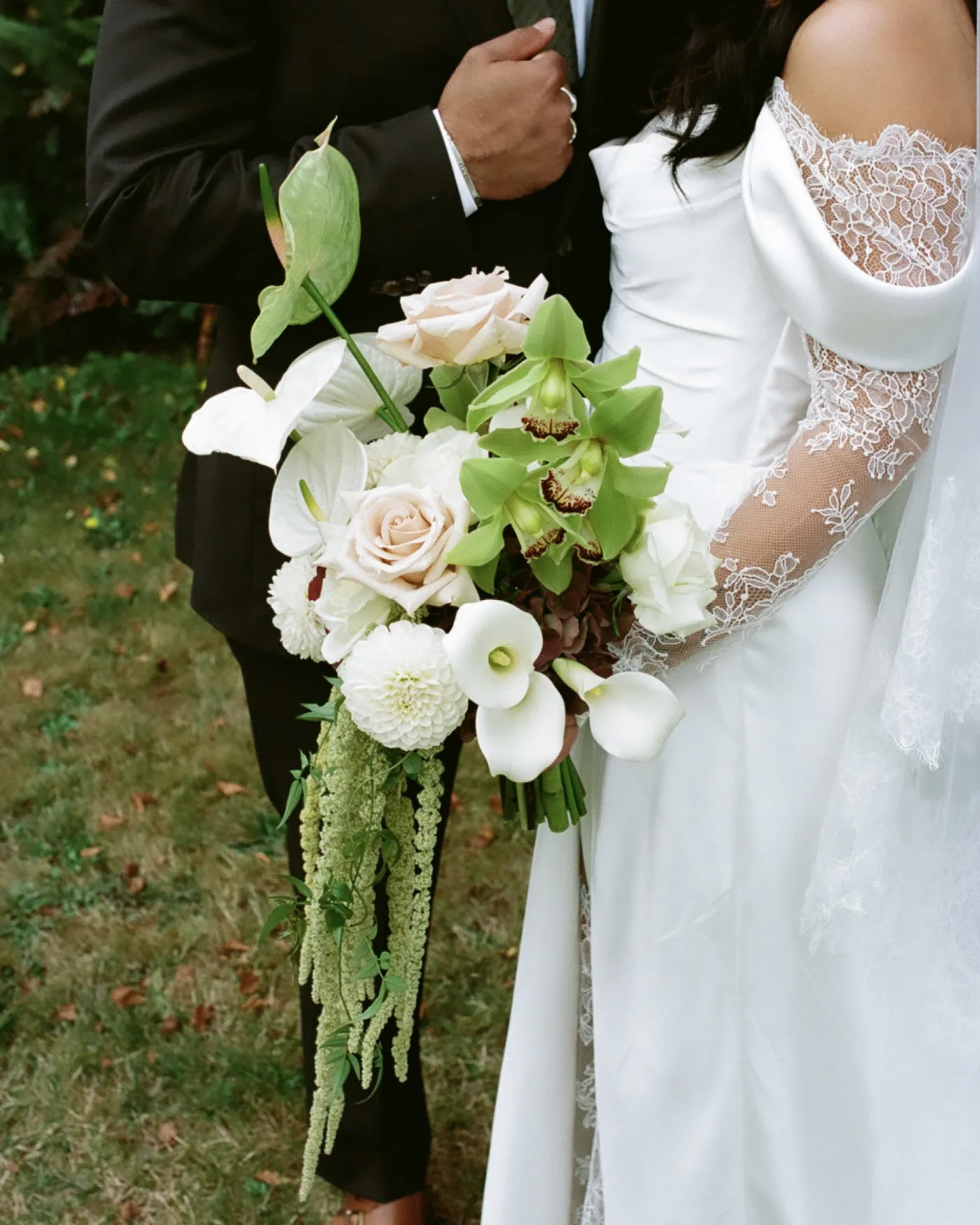 Example of Bridal Bouquet - Modern